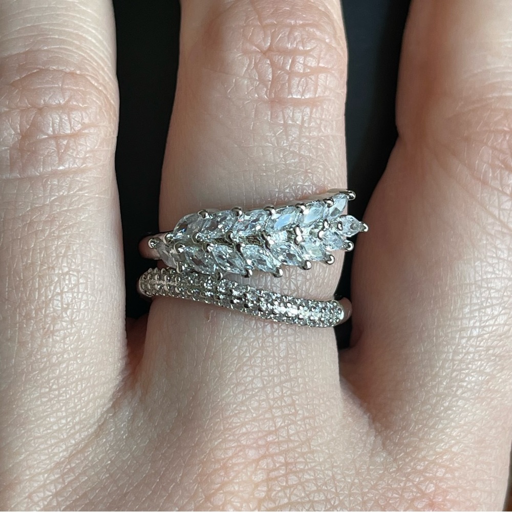 Curved leaf ring CZ women size 8